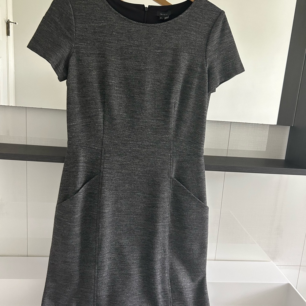 Theory Charcoal Short Sleeve Dress with Pockets